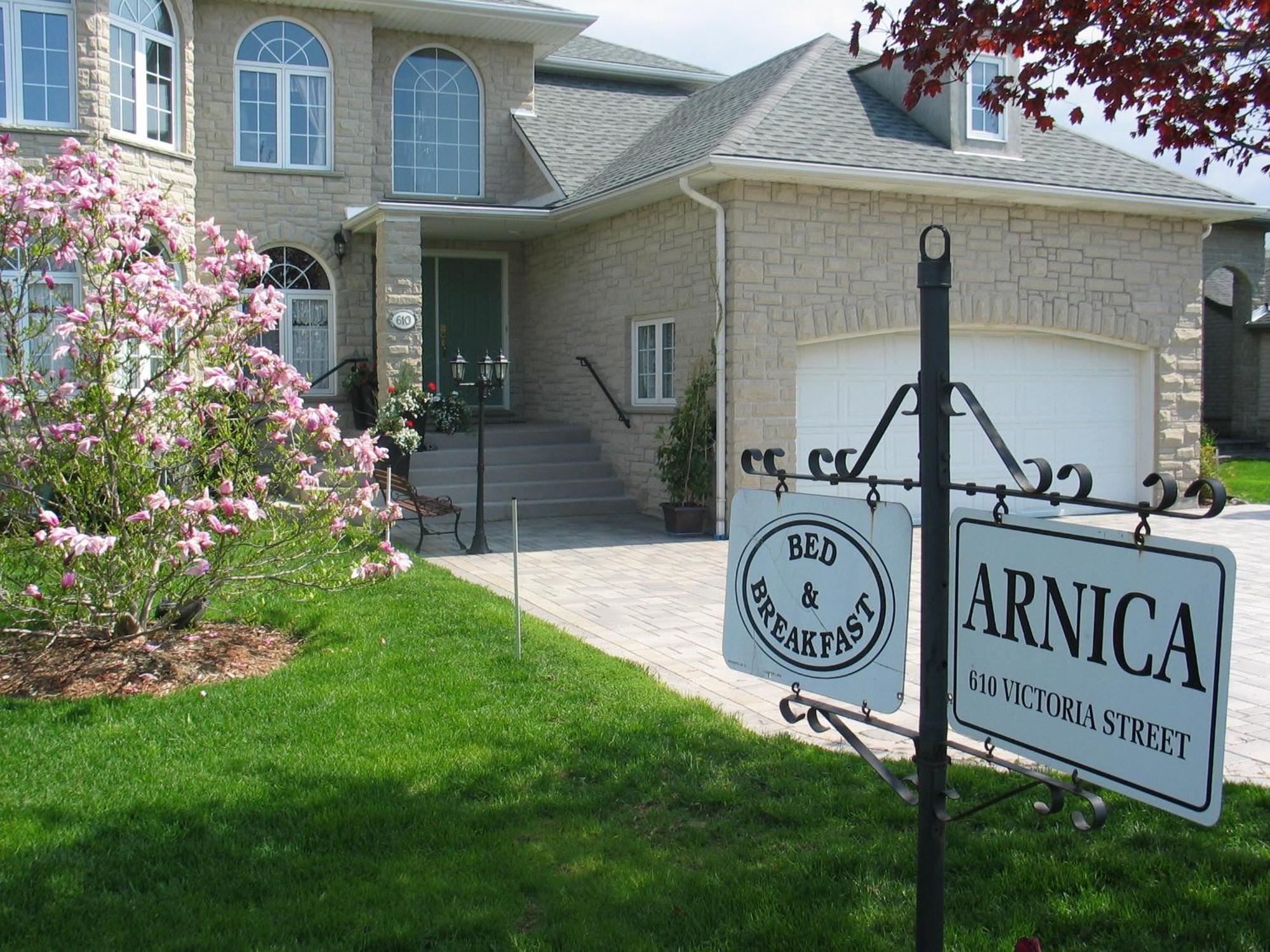 Arnica Bed & Breakfast Bed & Breakfast Niagara-on-the-Lake Phòng bức ảnh